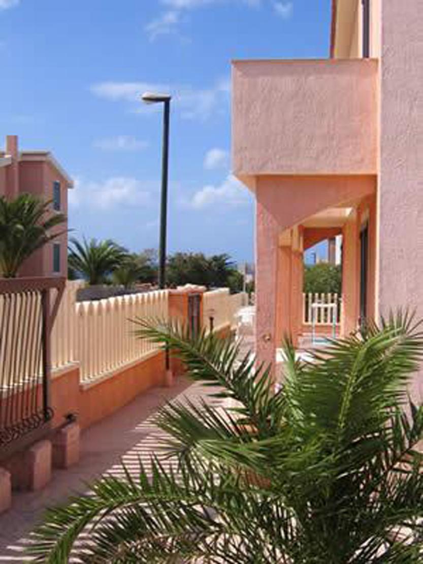 Residenza Sul Mare Aparthotel Valledoria  Bagian luar foto