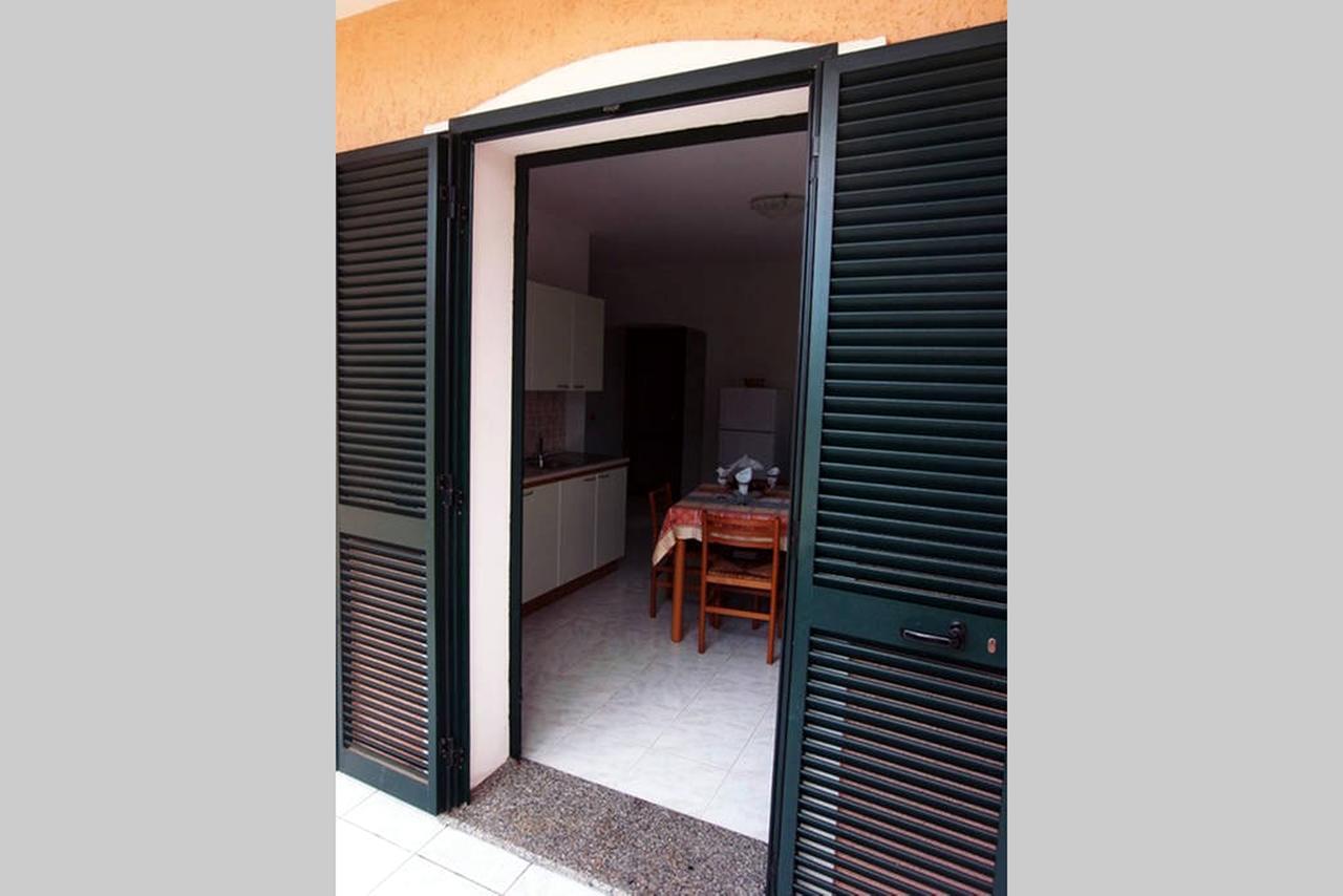 Residenza Sul Mare Aparthotel Valledoria  Bagian luar foto