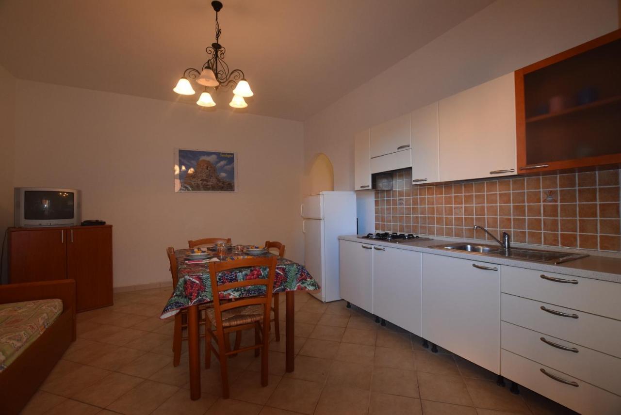 Residenza Sul Mare Aparthotel Valledoria  Bagian luar foto